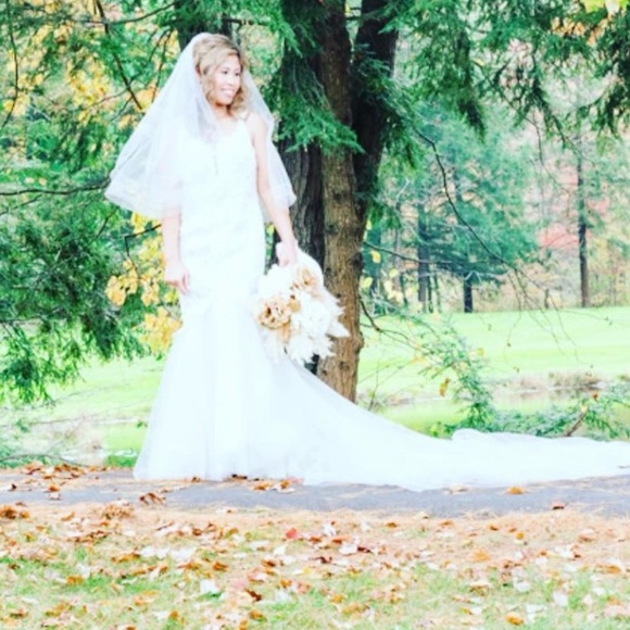 Wedding Dress - Picture 2 of 2